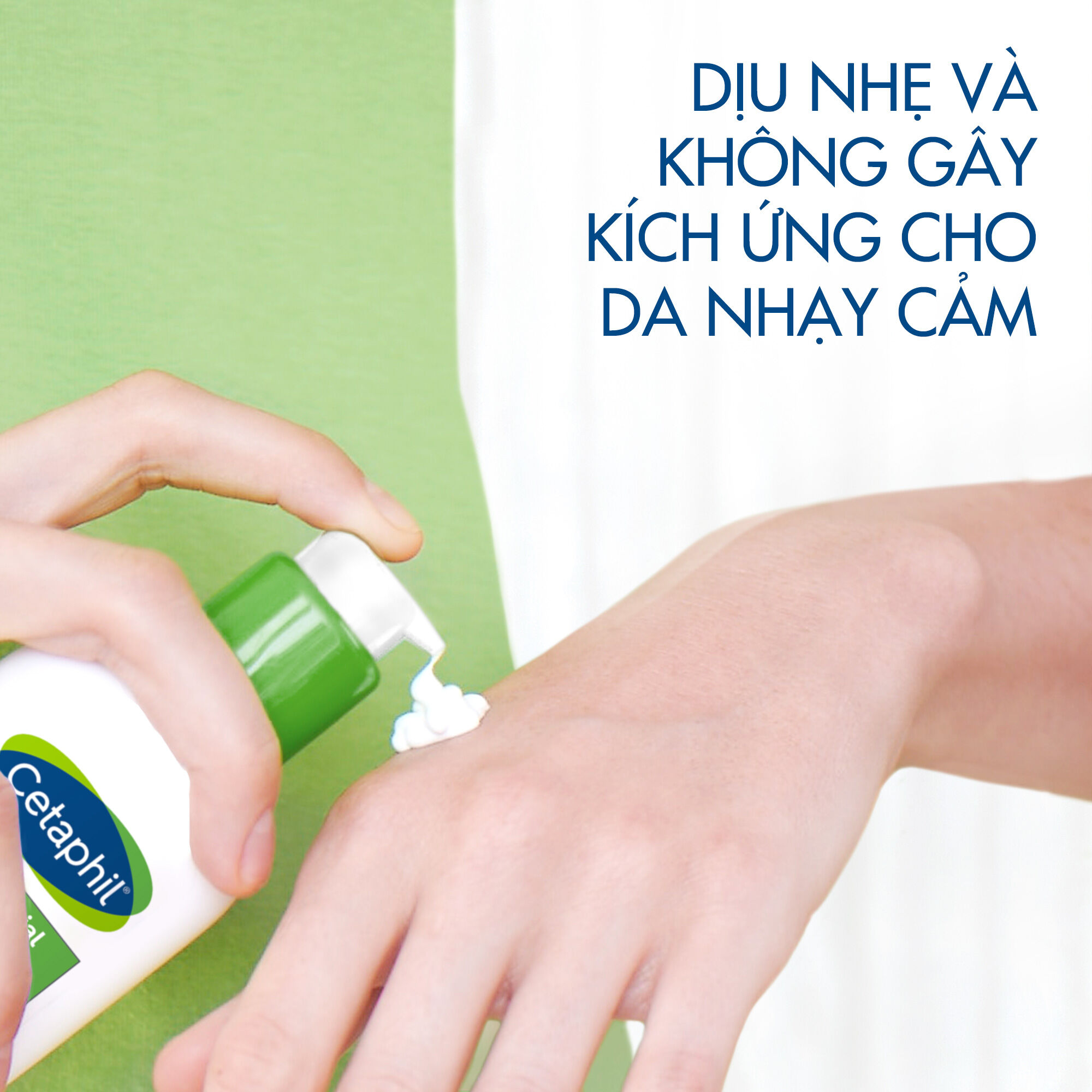 Từ khi được ra mắt đến nay, kem chống nắng Cetaphil Daily Facial Moisturizer with SPF 15 (sản xuất tại Canada) luôn được sự đón nhận từ hàng triệu khách hàng Việt.